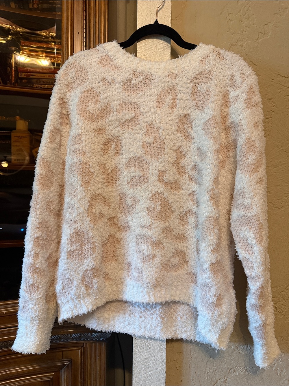 POL Fuzzy Leopard Crewneck Sweater in Cream and Beige